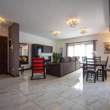 Tilley. Private Villa *